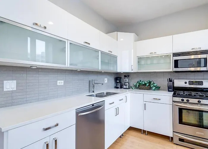 Cozy Beautiful Downtown Unit Chi In Prime River North Location Near Mag Mile - 2